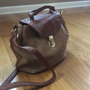 Steve Madden Messenger Bag